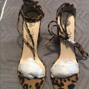 Leopard heels